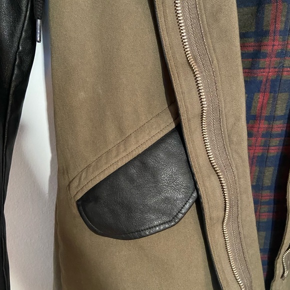 Vintage Jacket - Picture 2 of 16